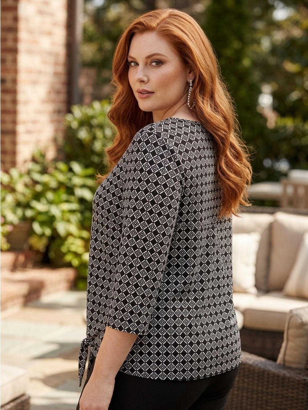 Kim Rogers Black & White Geometric Tie-Front Top - Picture 3 of 9